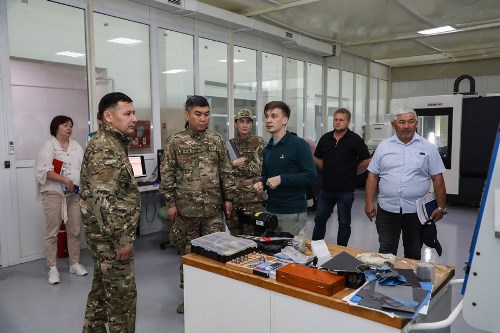 В ВКТУ состоялась встреча с представителями ДЧС ВКО и ГУ «Казселезащита» по проекту мониторинга лавинной активности